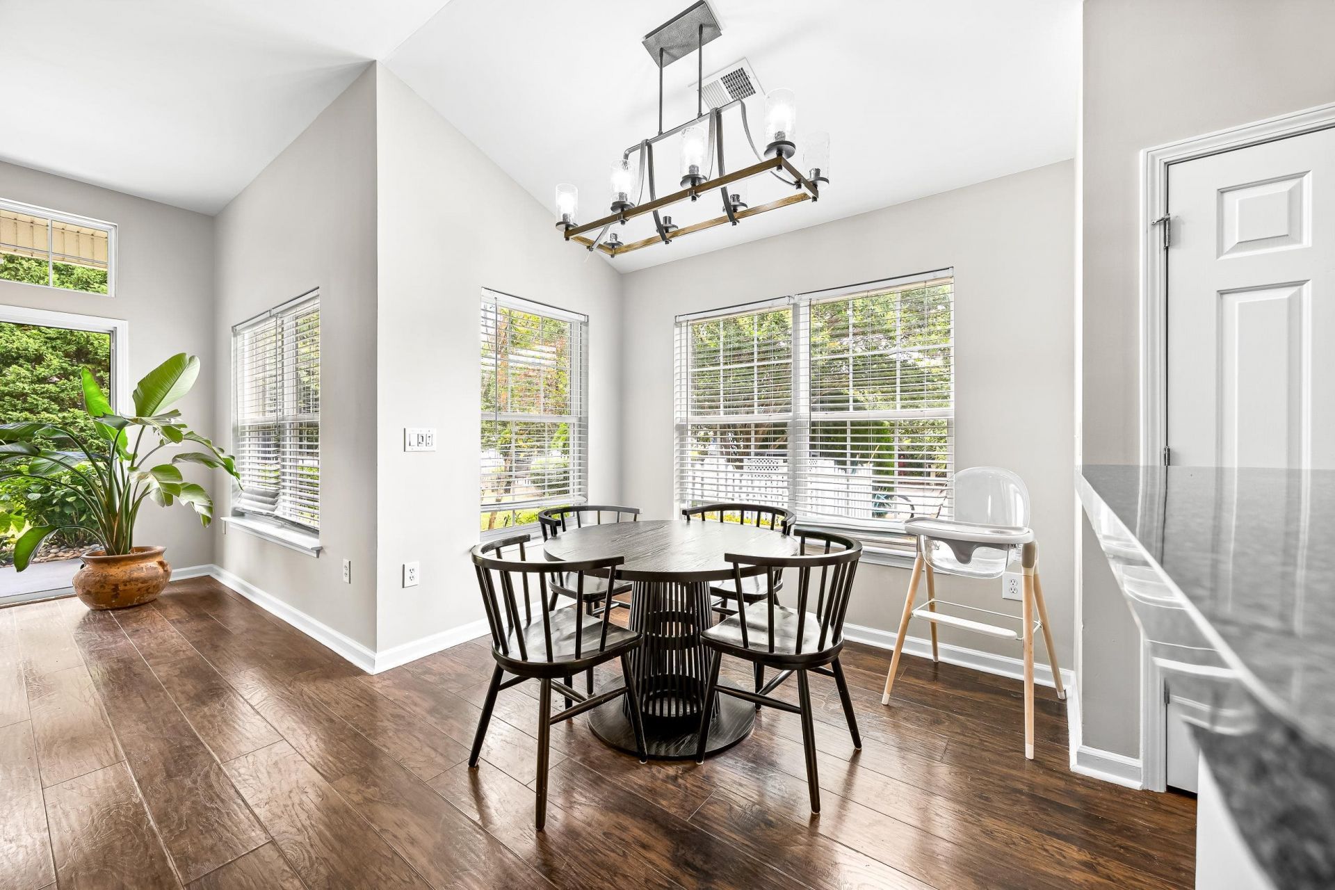 4500 Planters Row Way Photo 21