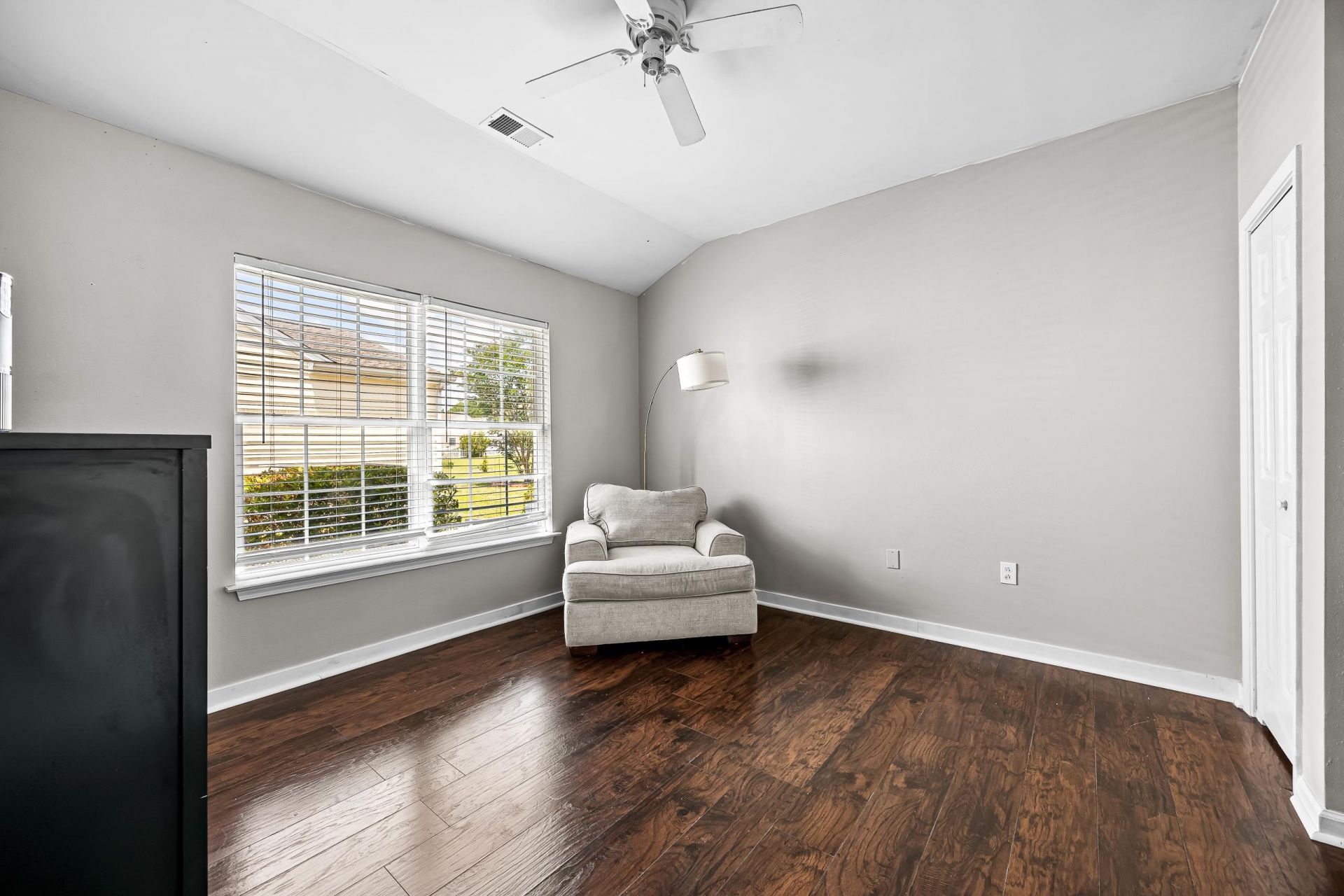 4500 Planters Row Way Photo 29
