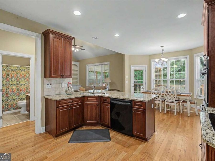 Property Image 19