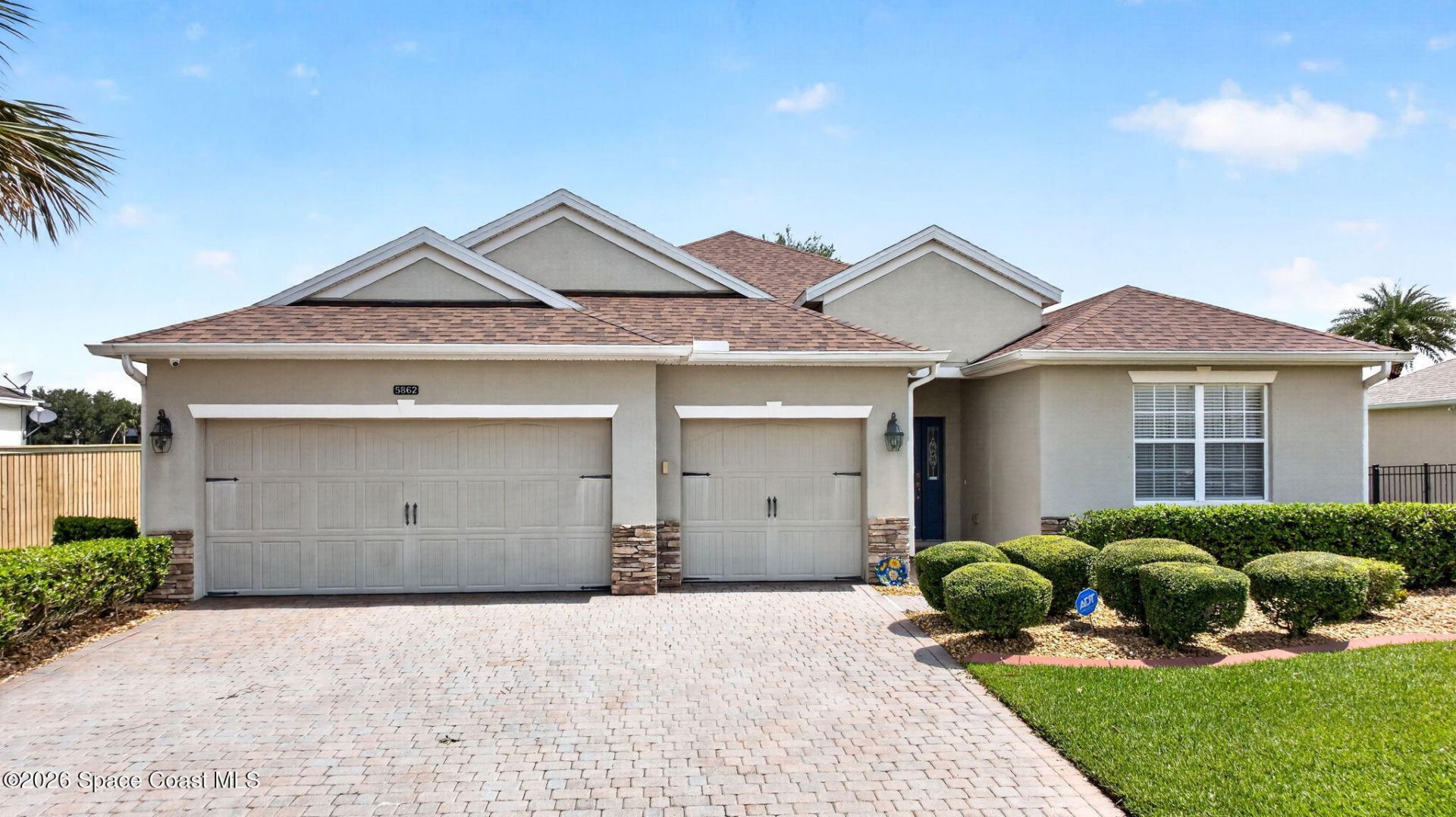 5862 Goleta Circle , Melbourne, FL 32940 Photo
