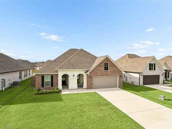 1436 ZACHERY Court, Covington, LA 70435