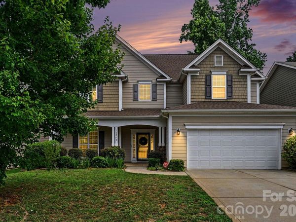 10202 Falling Leaf Drive NW, Concord, NC 28027