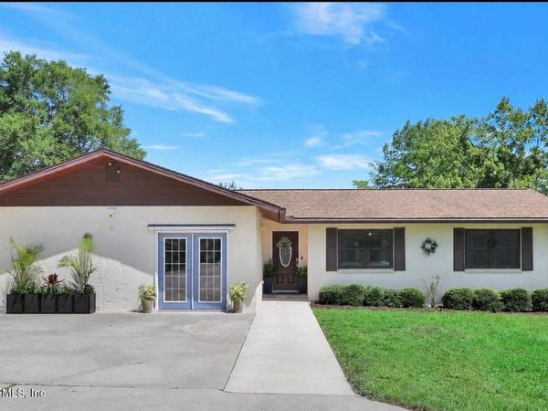 3057 DONATO Drive N, Jacksonville, FL 32226