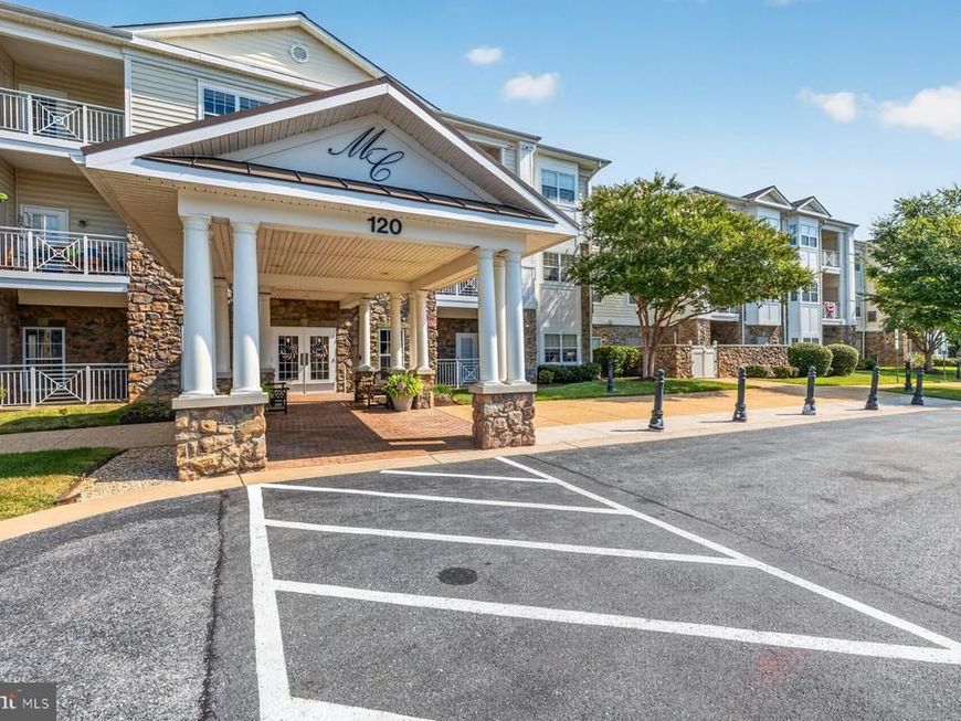 120 Burgess Hill Way, Unit 114, Frederick, MD 21702 Main Photo