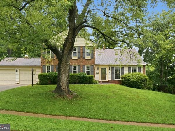 8900 QUEEN ELIZABETH BOULEVARD, ANNANDALE, VA 22003
