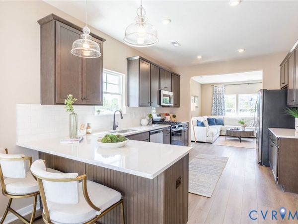 5334 Pointes End Way , Unit 102, Glen Allen, VA 23059