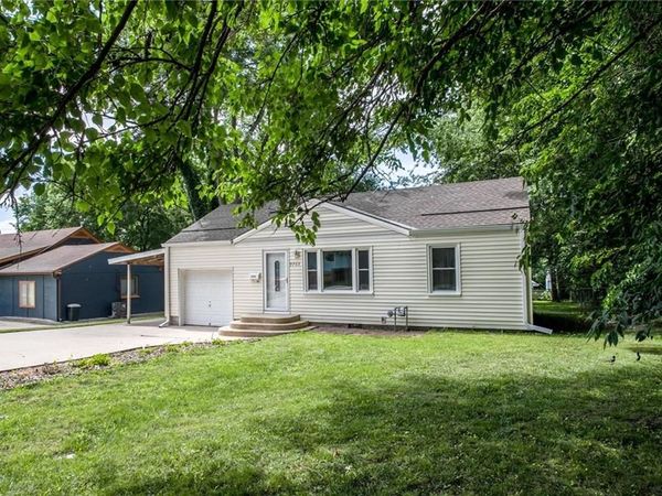 9705 E 66 Street, Raytown, MO 64133
