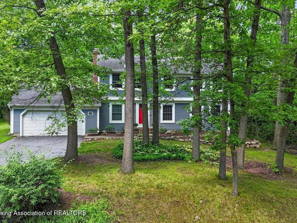 131 Feldspar Drive, Williamston, MI 48895
