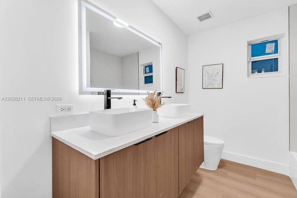 1234 Buchanan St , Hollywood, FL 33019 Photo