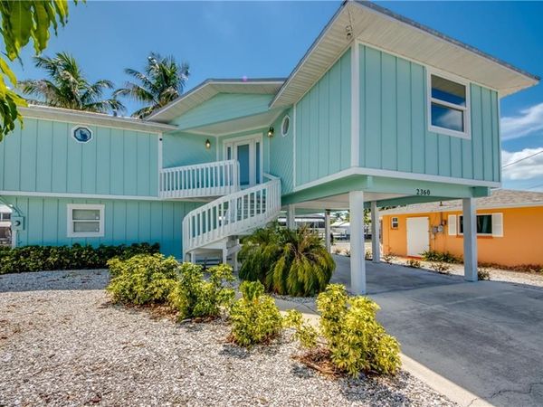 2360 Oleander ST , ST. JAMES CITY, FL 33956