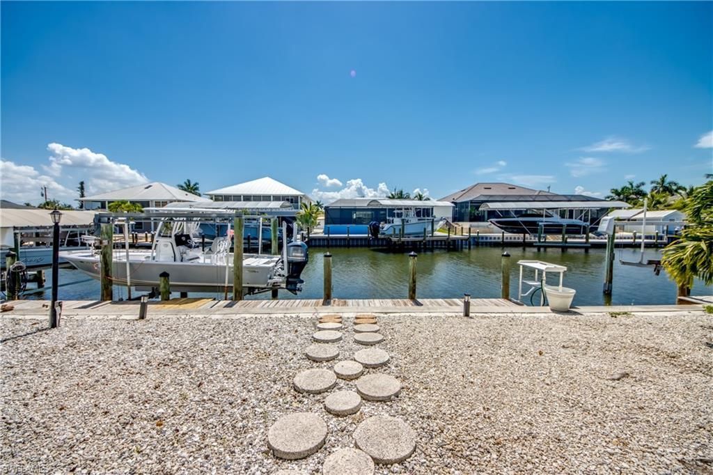 2360 Oleander St , Saint James City, FL 33956 Photo