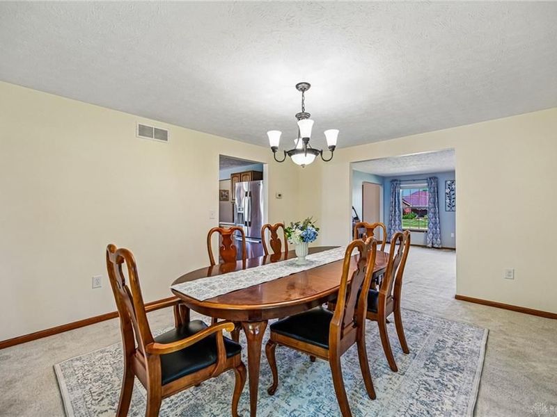 2031 Highlander North Drive, Xenia, OH 45385 Photo 10