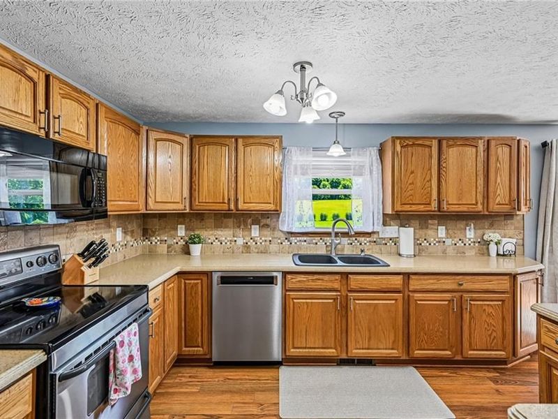 2031 Highlander North Drive, Xenia, OH 45385 Photo 12