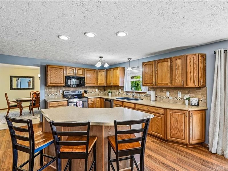 2031 Highlander North Drive, Xenia, OH 45385 Photo 13