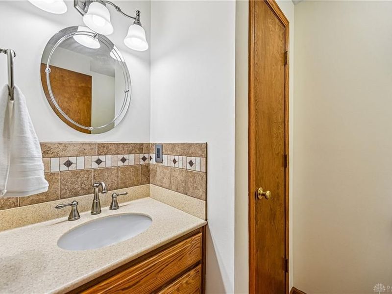 2031 Highlander North Drive, Xenia, OH 45385 Photo 16