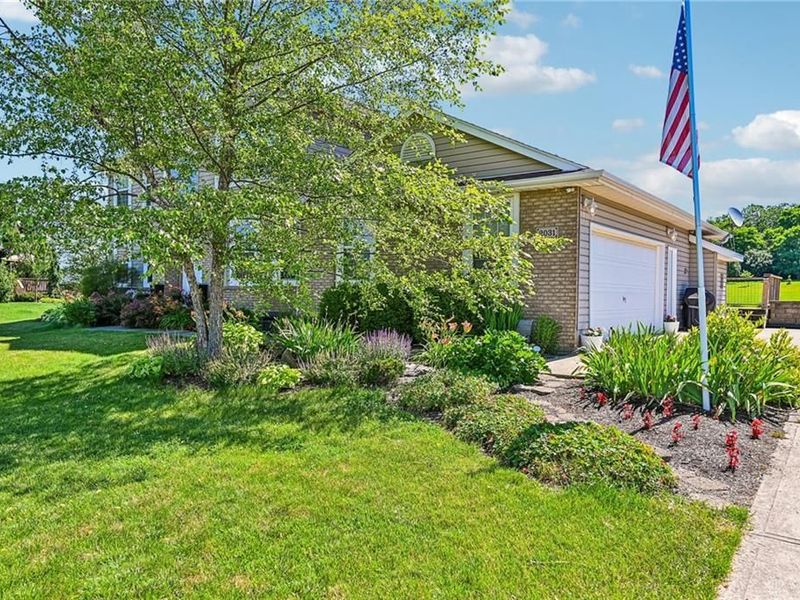 2031 Highlander North Drive, Xenia, OH 45385 Photo 3