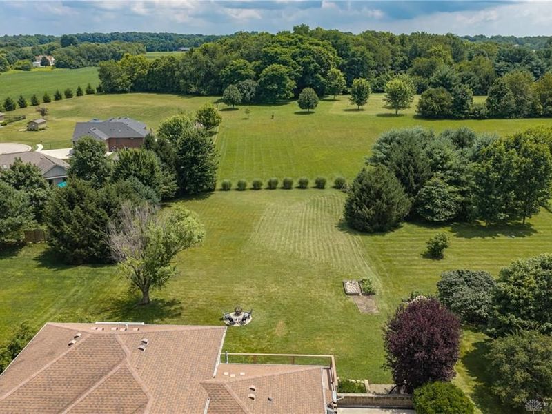 2031 Highlander North Drive, Xenia, OH 45385 Photo 75