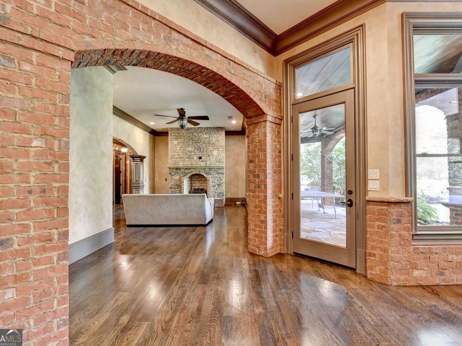 Property Image 104