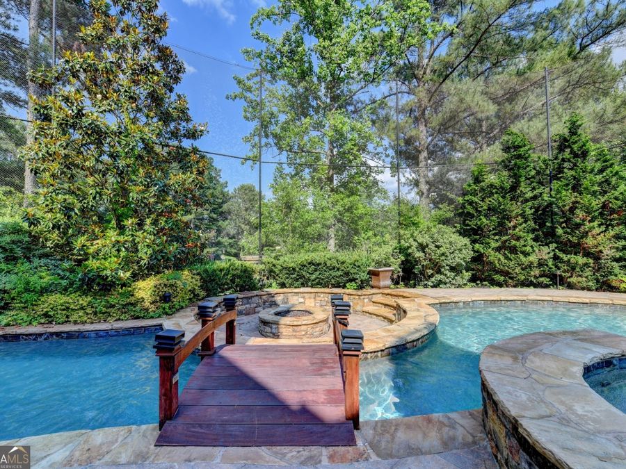 Property Image 110
