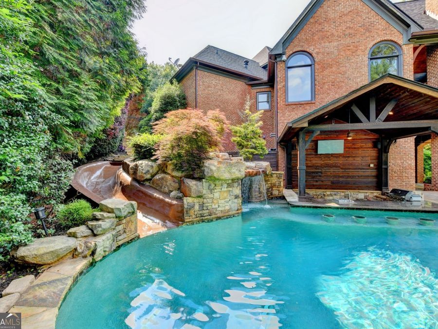 Property Image 112