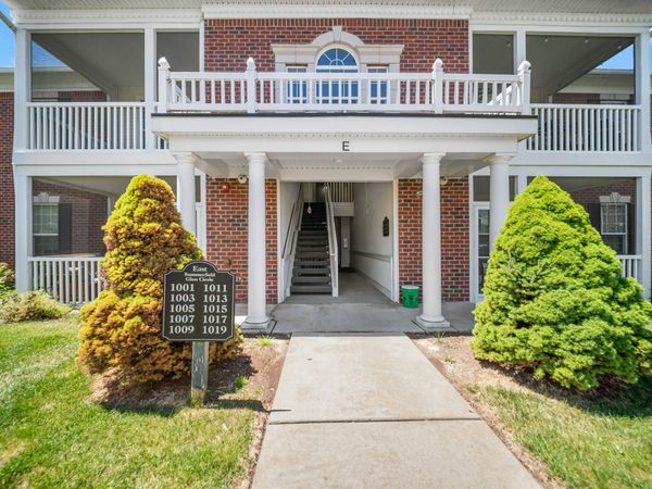 1013 E Summerfield Glen Circle, Unit 45, Ann Arbor, MI 48103