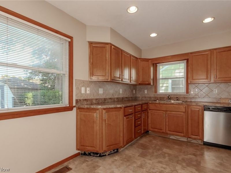31435 Bayridge Boulevard, Willowick, OH 44095 Photo 10