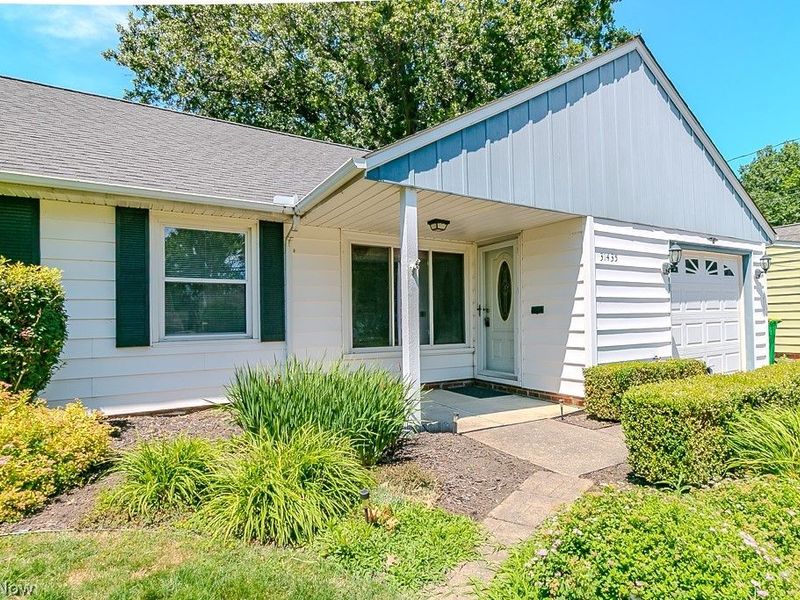 31435 Bayridge Boulevard, Willowick, OH 44095 Photo 2