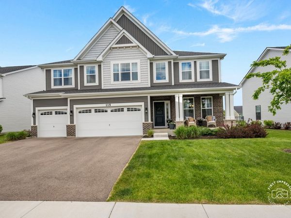 115 Piper Glen Avenue , Oswego, IL 60543