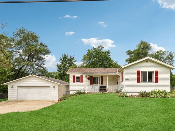 3902 SE 8th Street, Des Moines, IA 50315