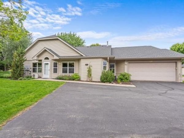 700 Leroy Lane, Unit 2, River Falls, WI 54022