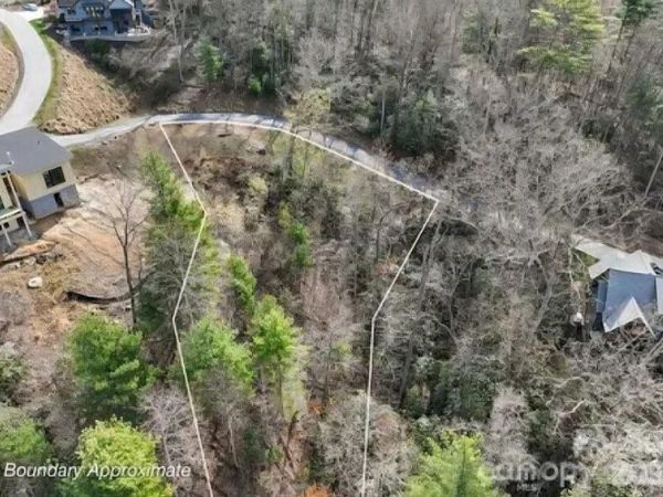 52 Lemongrass Trail , Hendersonville, NC 28791