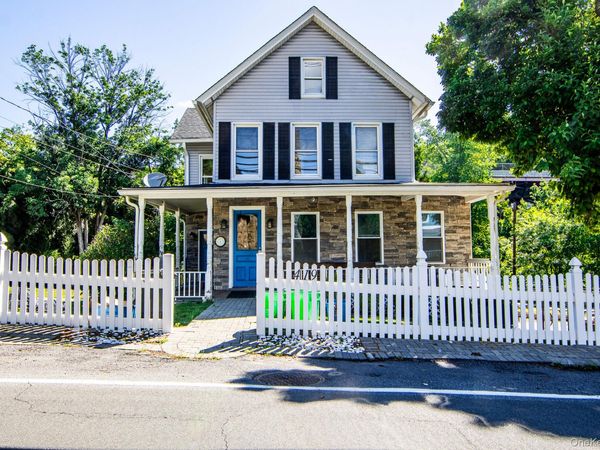 419 Valentine Avenue, Unit 2nd Floor, Sparkill, NY 10976