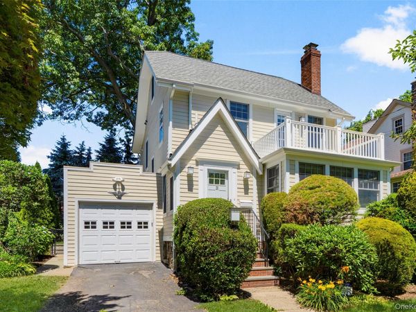 26 Vanderburgh Avenue , Larchmont, NY 10538