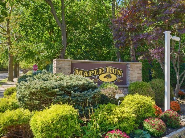 37 Maple Run Drive , Jericho, NY 11753