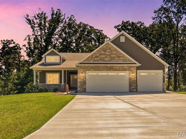 442 Shady Trail Drive , Troy, MO 63379