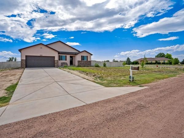 555 N Tidy Dr, Pueblo West, CO 81007