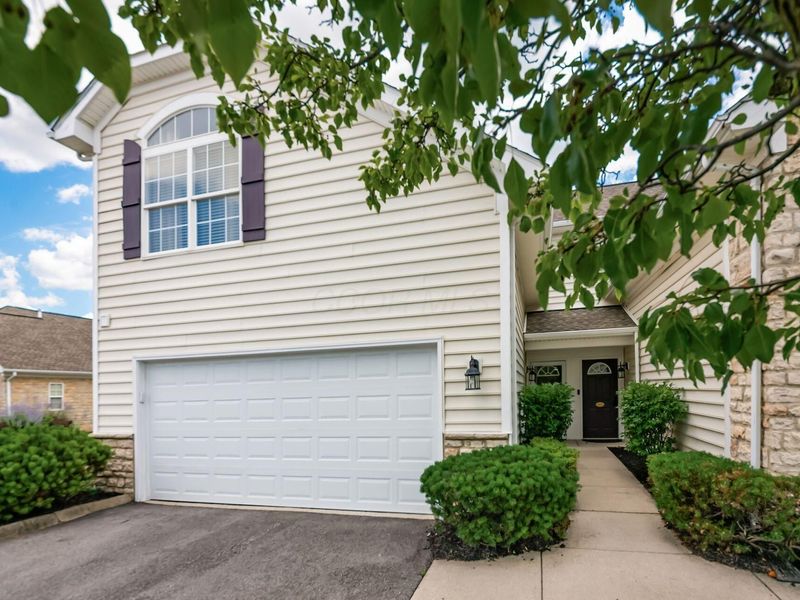 5091 Vinings Boulevard, Dublin, OH 43016 Photo 2