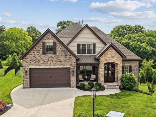 9202 Iris Garden Lane, Knoxville, TN 37922