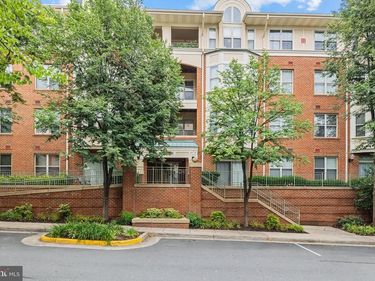 1855 STRATFORD PARK PLACE, Unit 204, RESTON, VA 20190