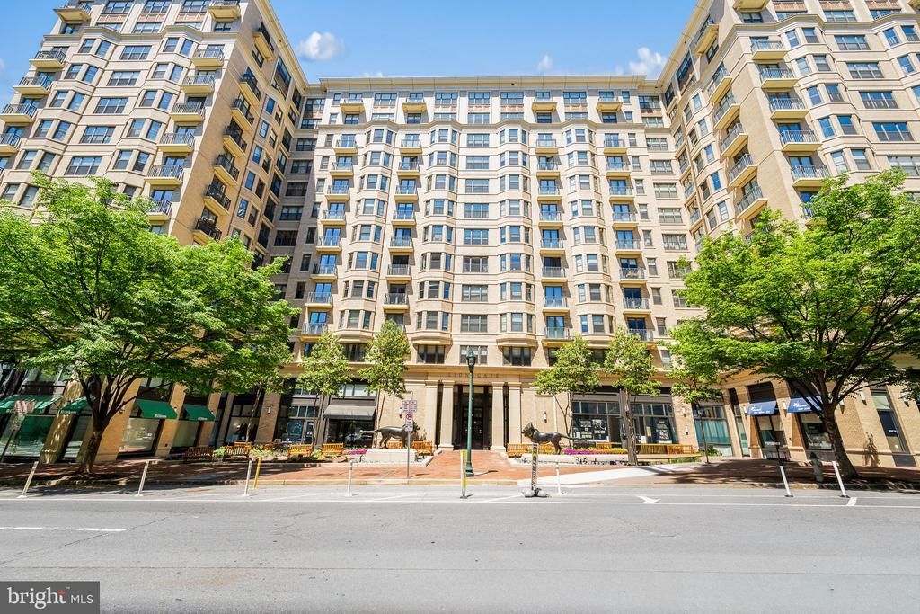 7710 WOODMONT AVENUE , BETHESDA, MD 20814
