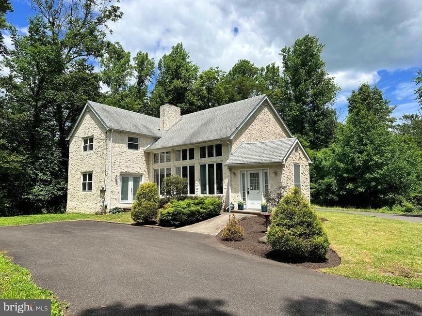 305 Thousand Acre Road , Sellersville, PA 18960 Main Photo