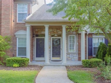 3581 Oakmonte Boulevard, Oakland Twp, MI 48306