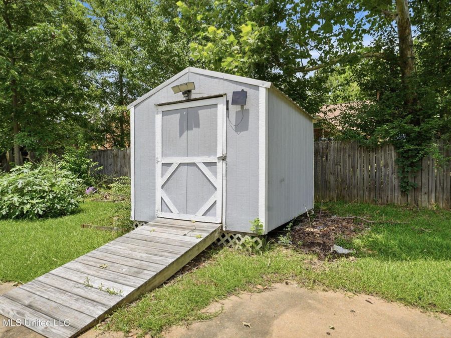 Property Image 36