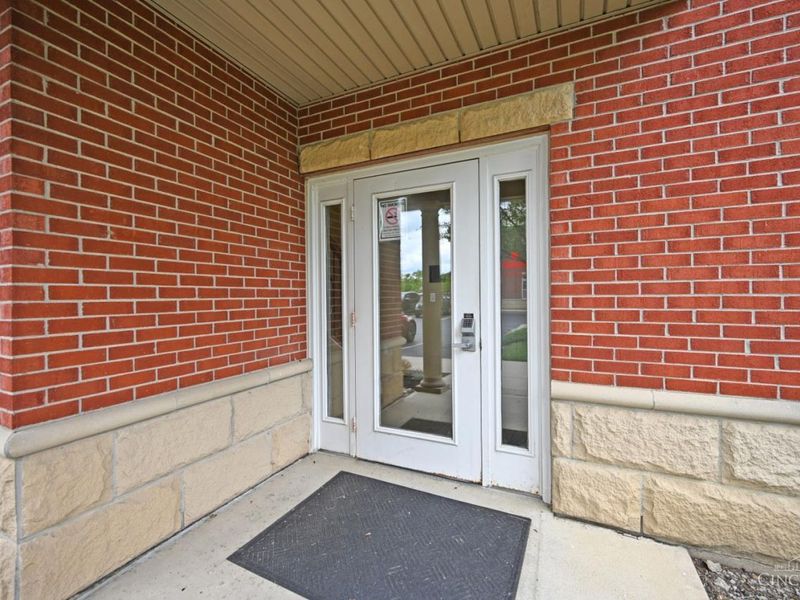 5740 Gateway Boulevard, Unit 203, Mason, OH 45040 Photo 3