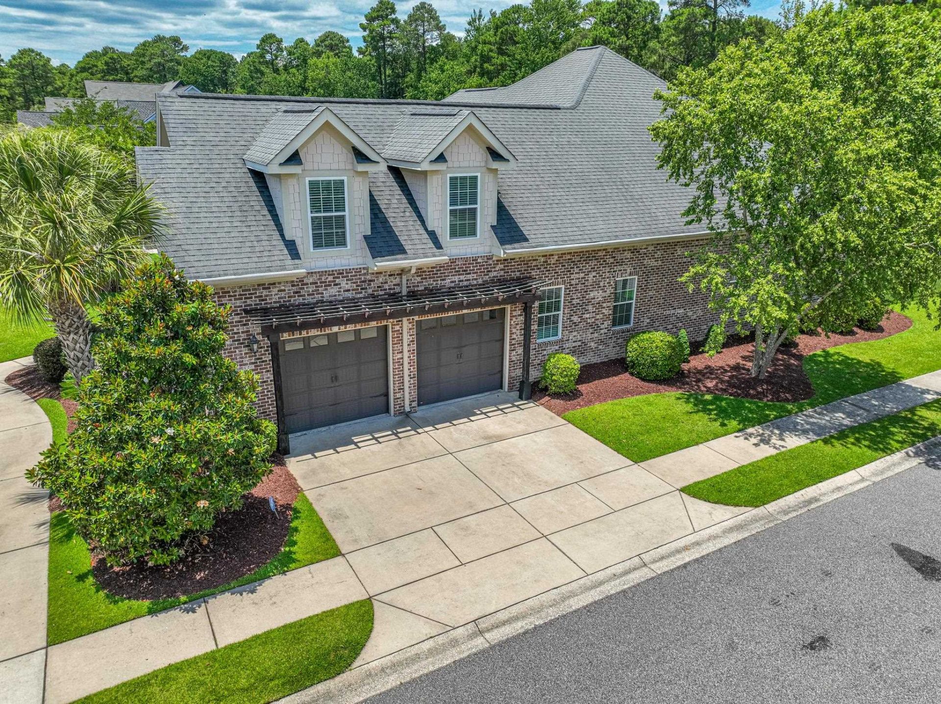 9800 Plumfield Ct. Photo 3
