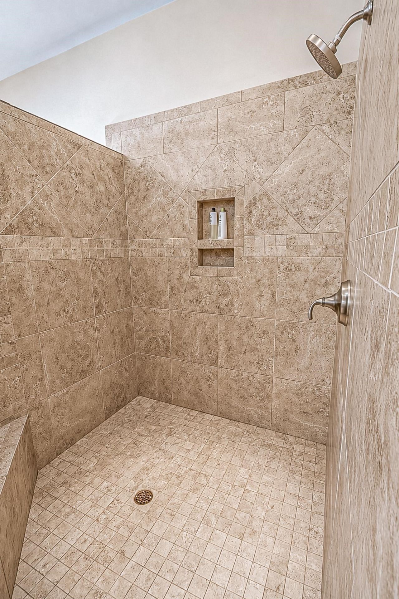 9800 Plumfield Ct. Photo 31