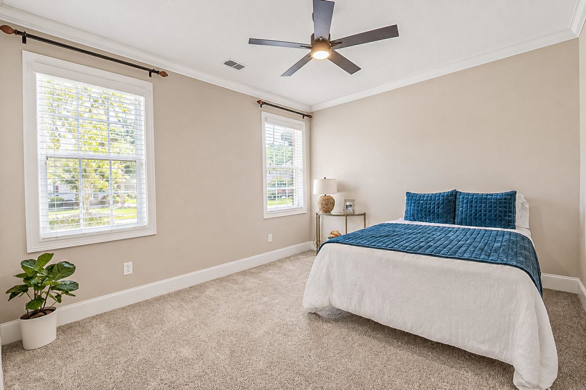 9800 Plumfield Ct. Photo 36