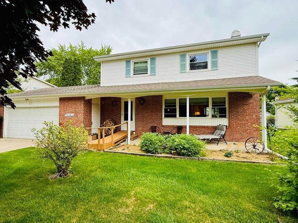 311 Devon Drive, St Louis, MI 48880