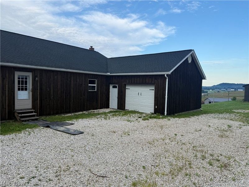 18513 Hobbler Lane, Lore City, OH 43755 Photo 2