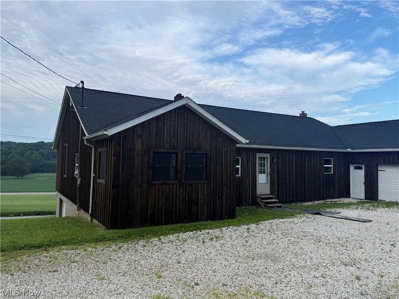 18513 Hobbler Lane, Lore City, OH 43755 Photo 7